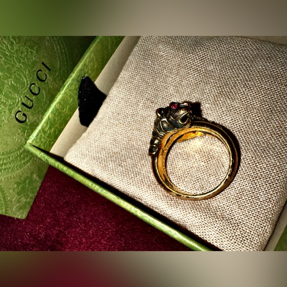 Gucci ‘Twist’ Tiger Head (Red Crystal Eyes) Double Banded Ring - Picture 7 of 13